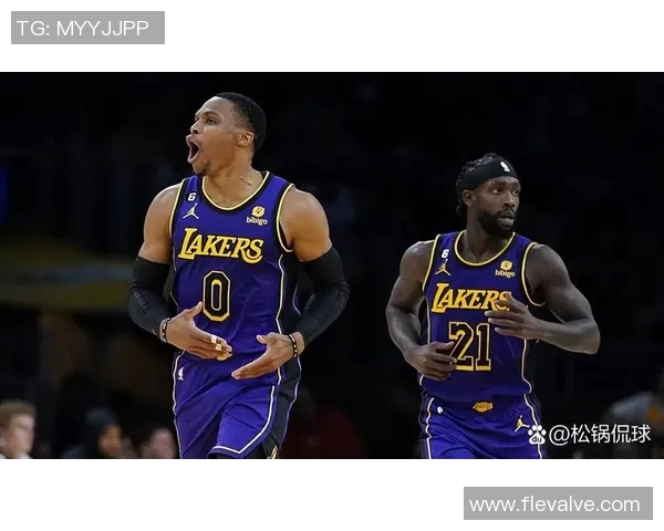 篮网队在主场惜败掘金队，错失最后机会