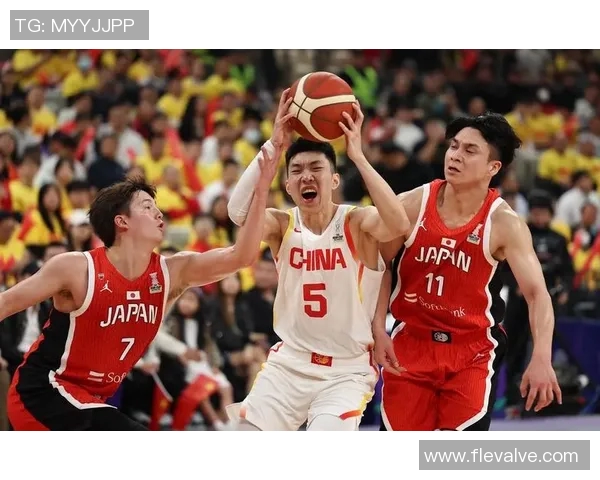 中国男篮迎战伊朗队全力争胜备战亚洲杯关键战役引发关注